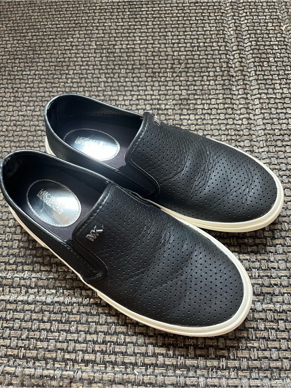 Michael Kors Slip-on Black Leather Sneakers Perforated Women’s Sz 6M